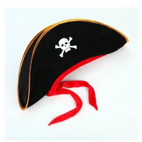 3 pack of never been worn pirate hats - Picture 4 of 6
